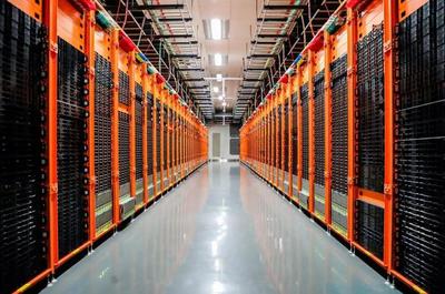 idc數(shù)據(jù)中心的服務(wù)器租用費(fèi)用要多少?